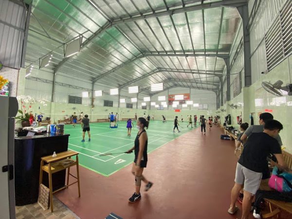 Hinh Anh 4 San Cau Long Cua Duc Thinh Bien Hoa (4 sân thảm màu xanh lá)