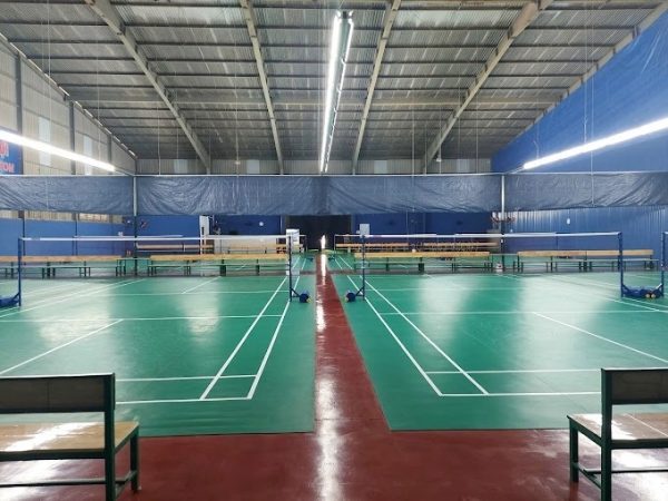 Hinh anh cua San Cau long Cau Phu Loi HCM voi 8 san