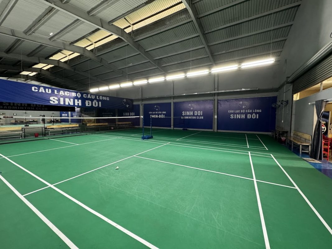 Hinh anh cua San Cau long Sinh Doi HCM voi 6 san