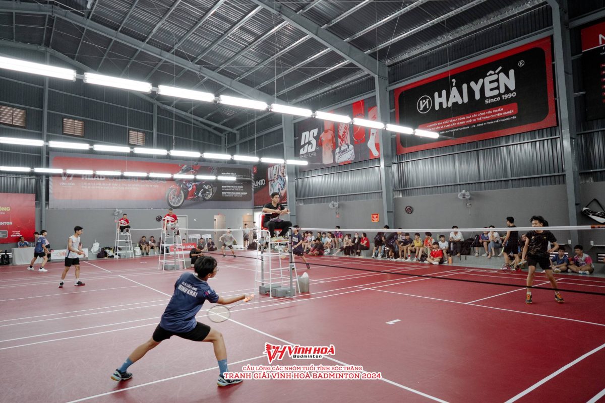 Hinh anh cua San Cau long Vinh Hoa badminton Soc Trang voi 5 san